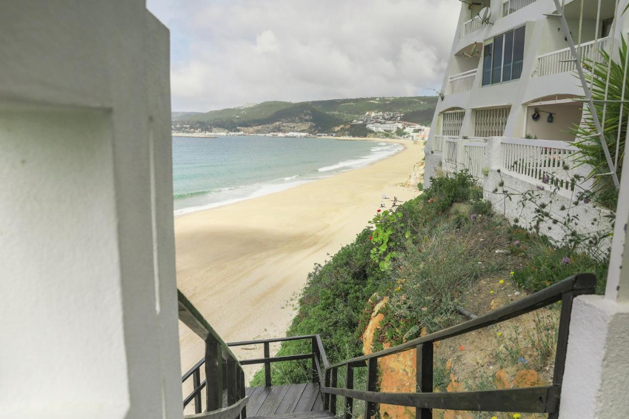 Casa Na Praia - All Family Near The Sea Lägenhet Sesimbra Exteriör bild